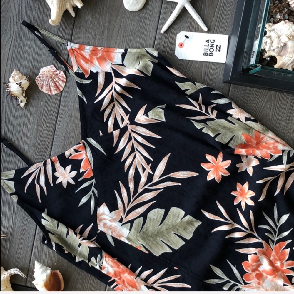 🌴🌼BILLABONG- THE BEST DRESS🌼🌴 - Picture 5 of 9